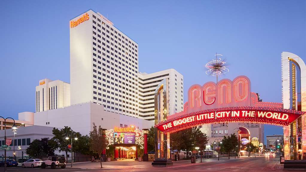 Harrah'S Reno Hotel & Casino Exterior photo
